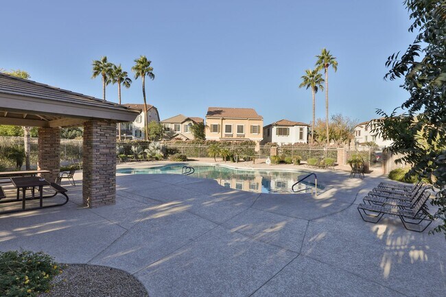 Building Photo - Beautiful Gilbert 3 bed/ 3 bath in Gilbert's The Gardens Community