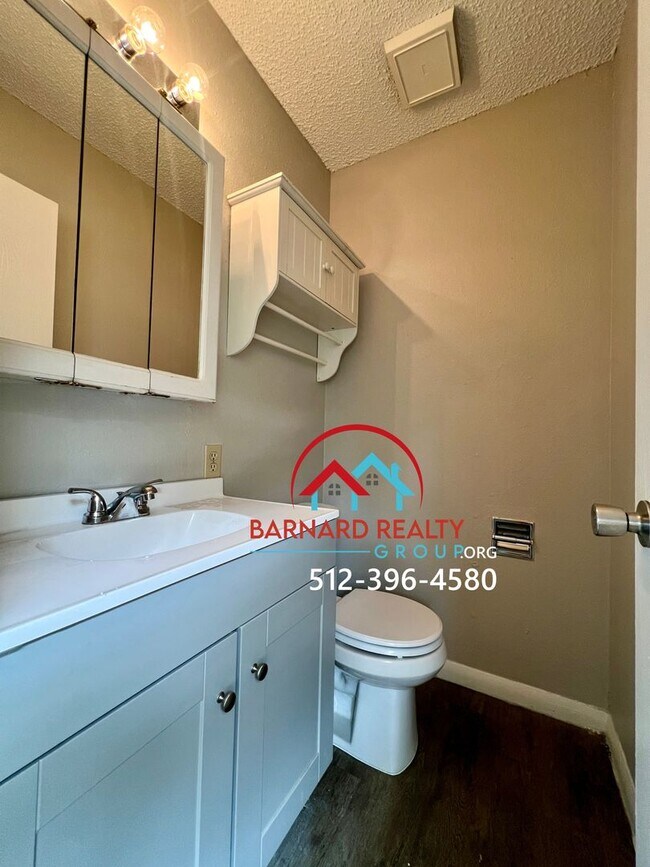 Building Photo - 110 Whitetail Dr