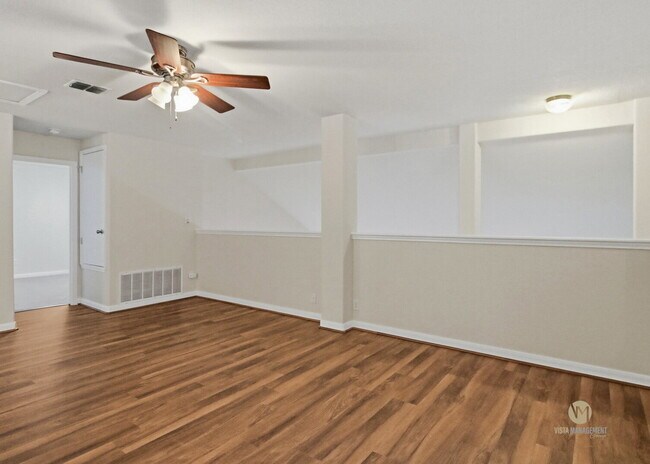 Building Photo - Welcome to this spacious two-story home located in the Enclave at Westover Hills on San Antonio's...