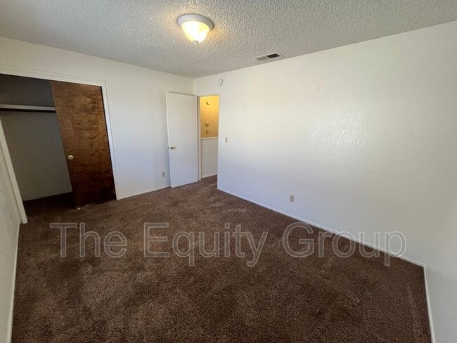 Building Photo - 840 N Williford Dr