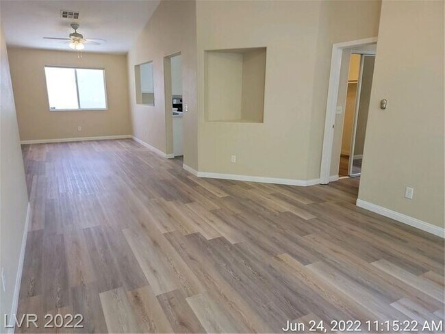 Building Photo - COMING SOON - Ready no later than the end of December!