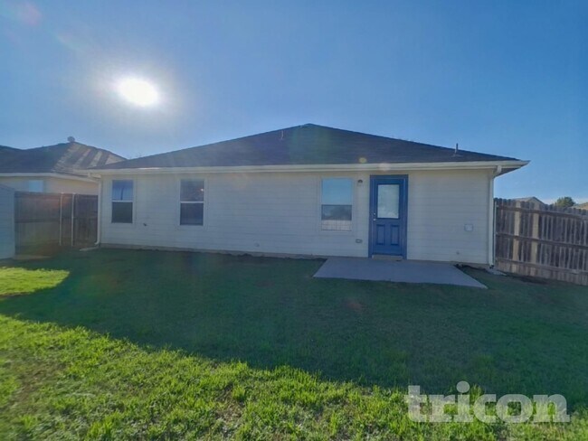 Building Photo - 12501 Shine Ave