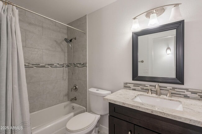 Building Photo - 6808 E Loma Land Dr