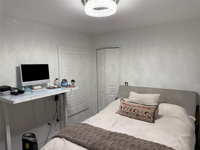 Building Photo - 314 Regency St