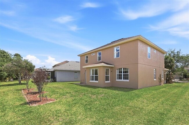 Building Photo - 824 Lake Biscayne Way