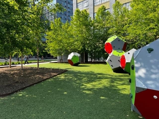 Building Photo - 800 Jackson St