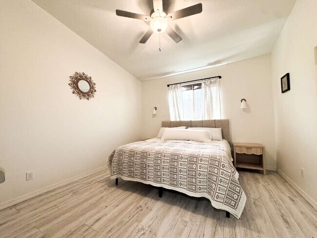 Building Photo - "Spacious 4-Bedroom, 2-Bathroom home in Prime Yuma!"