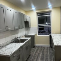 Building Photo - 132 E 52nd St