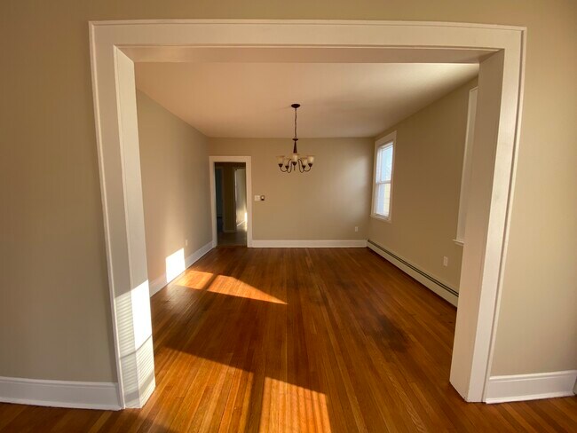 Building Photo - 1445 Concord Pl