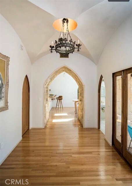 Building Photo - 8978 Wonderland Ave