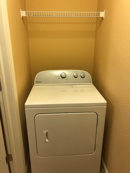 Building Photo - 217 N Henderson Ave