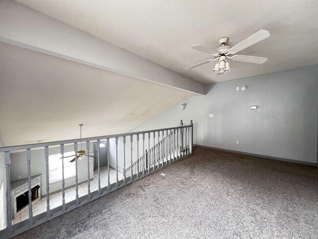 Building Photo - 1406 Golden Park Ct
