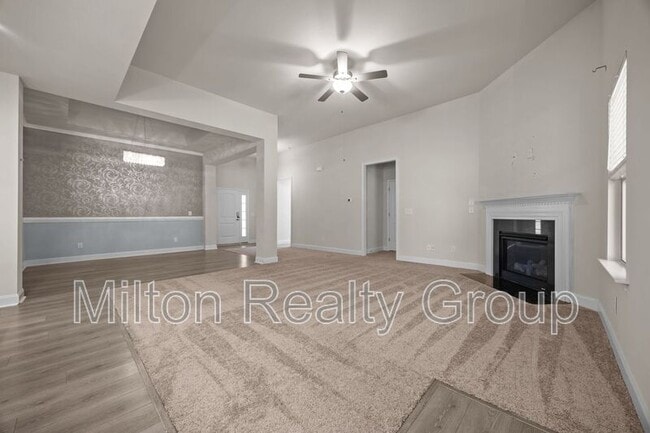 Building Photo - 75 Rolling Waters Ct