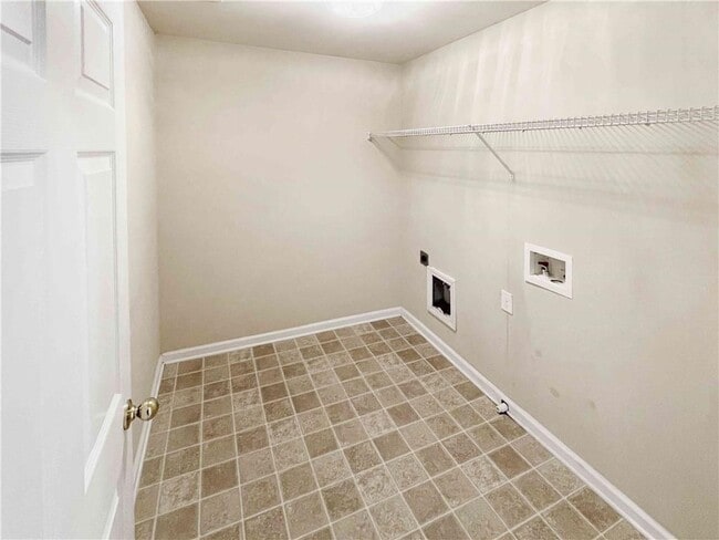 Building Photo - 306 Mony Stone Ct SE