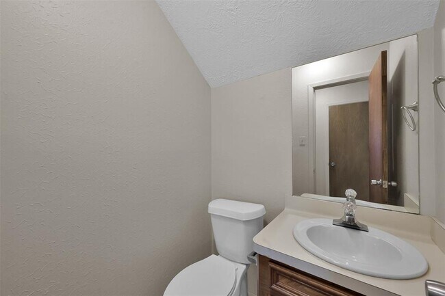 Building Photo - 1603 Hazelwood St