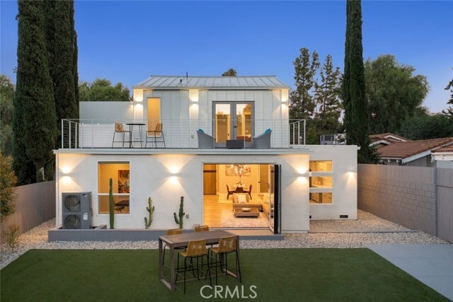 Building Photo - 4731 Topanga Canyon Blvd