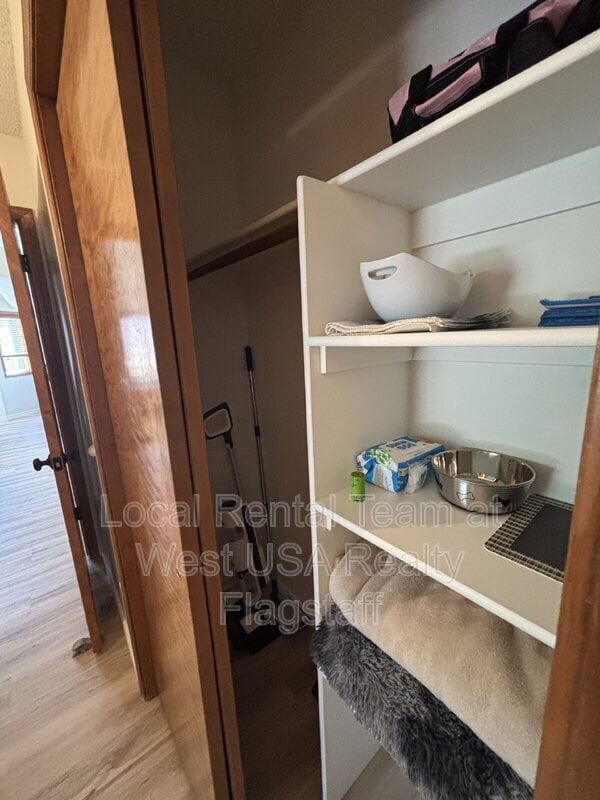 Building Photo - 2340 N Plateau Dr