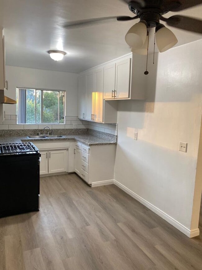 Interior Photo - 9215 Sepulveda Apartments