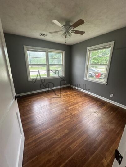 Building Photo - 1902 S Joplin St