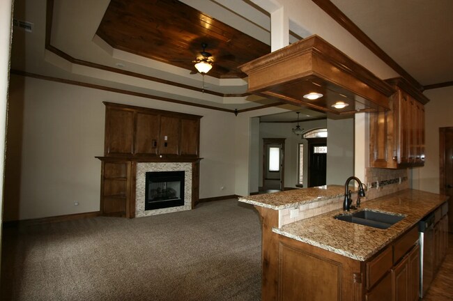 Building Photo - 1502 Scenic Ridge