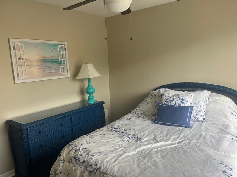 Building Photo - 416 Windrush Bay Dr