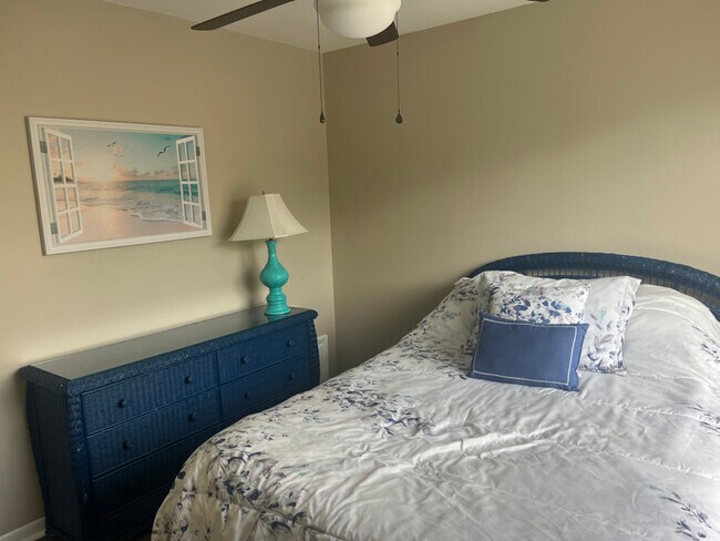 Building Photo - 416 Windrush Bay Dr
