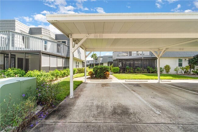 Building Photo - 16051 Amberwood Lake Ct