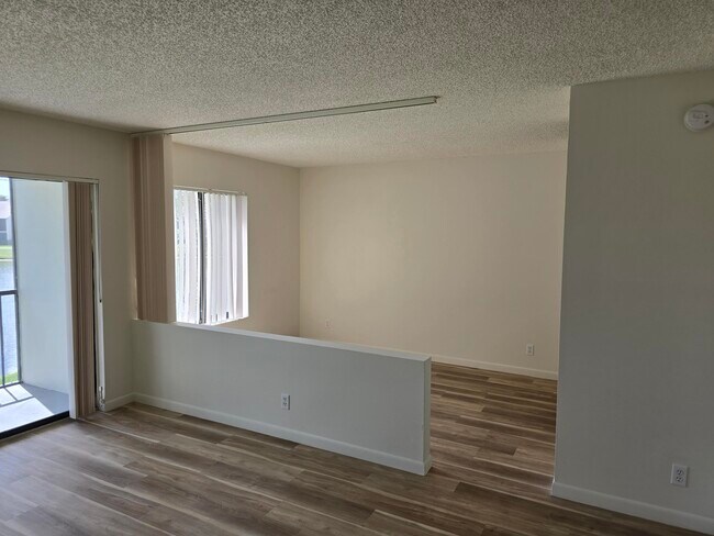 Building Photo - 1108 Green Pine Blvd