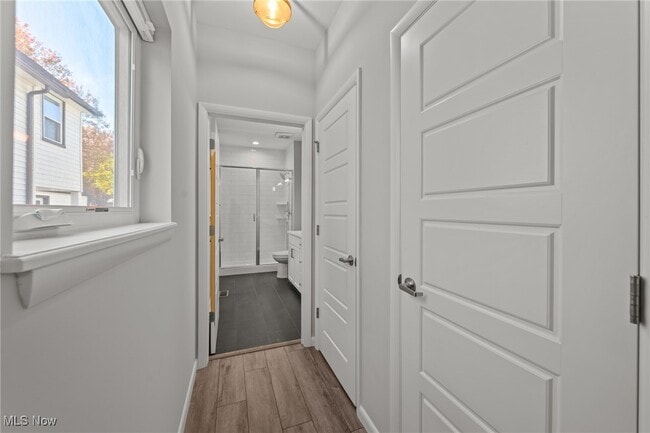 Building Photo - 1928 W 48th St