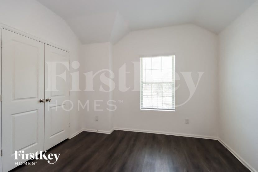 Building Photo - 18909 Collina Way