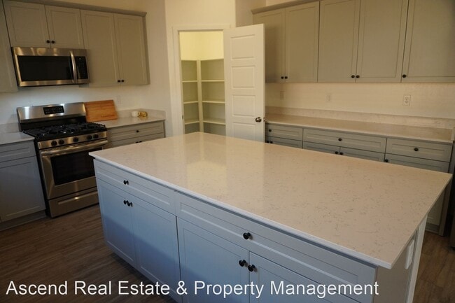 Building Photo - 4 br, 2 bath House - 9618 Greenwood Glen Ln