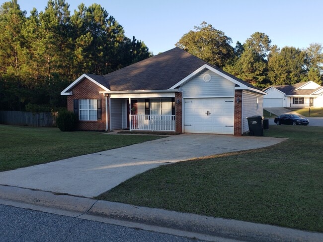 Building Photo - 214 Sunflower Dr