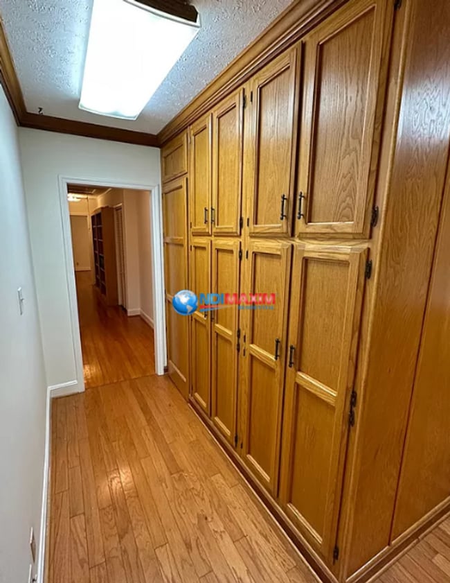 Building Photo - Nice ranch in PARKVIEW cluster in Lilburn