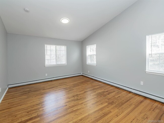 Building Photo - 78 B Ashwood Rd