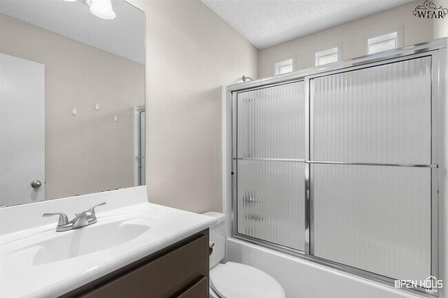 Building Photo - 5510 Long Leaf Dr