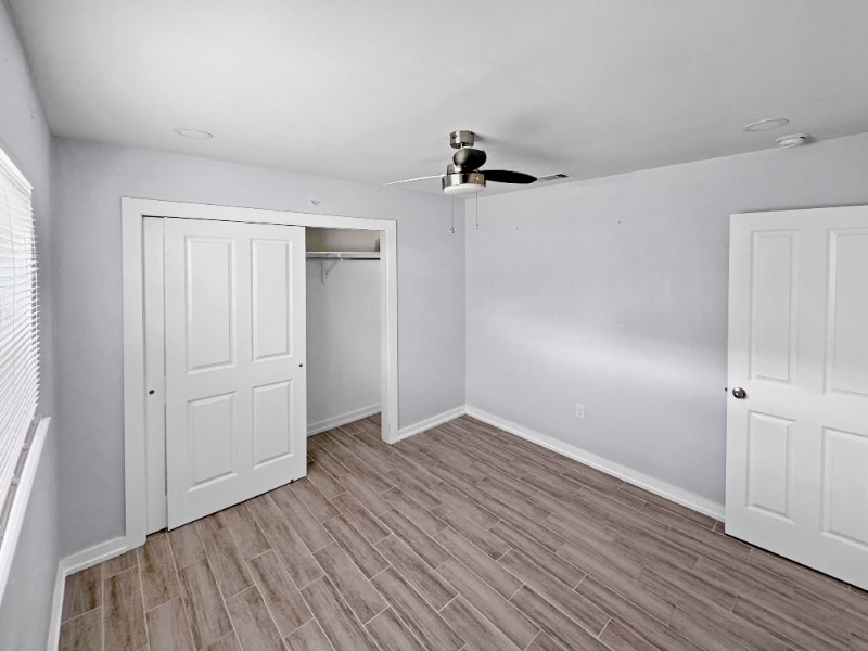 Building Photo - 31 Helis Dr