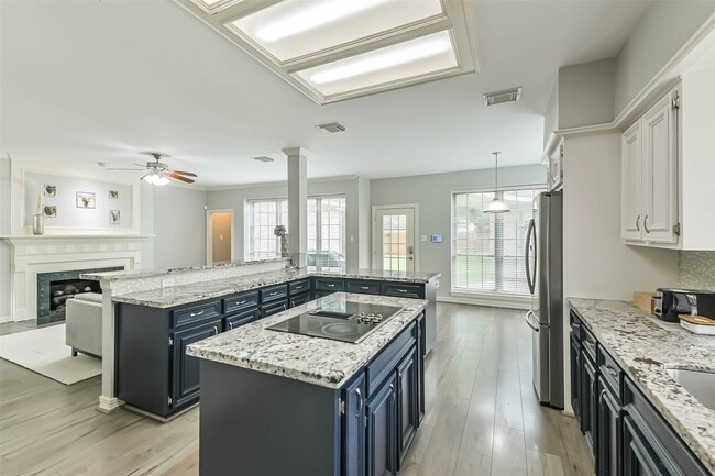 Building Photo - 13023 Dogwood Blossom Trail