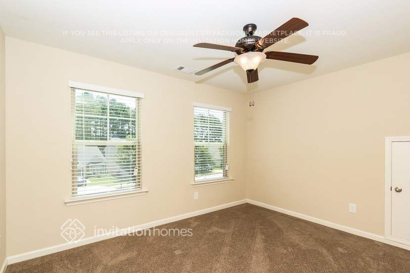 Building Photo - 24 Black Diamond Dr