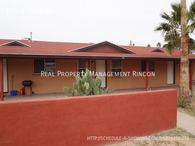 Building Photo - 809 N Swan Rd