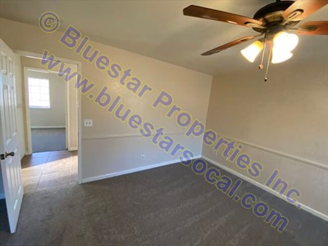 Building Photo - Just Listed in Apple Valley!!!
