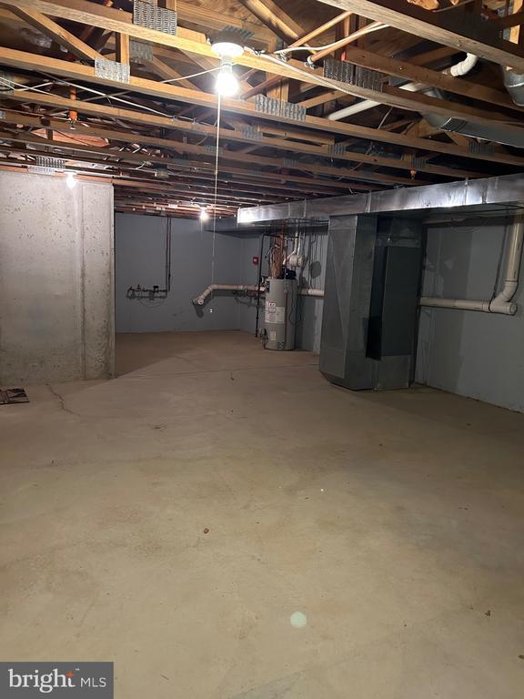 Building Photo - 309 Newport Pl