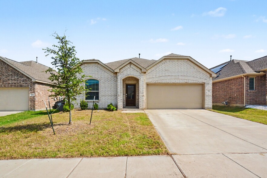 Building Photo - 1118 Mahogany Ln