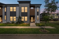 Building Photo - 3146 Lubbock Ave