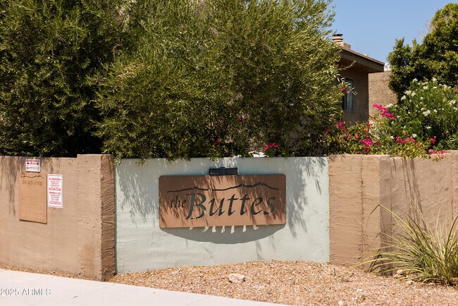 Building Photo - 2014 N 51st Way