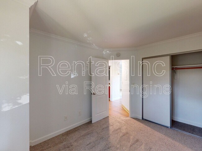 Building Photo - 16914 CA-12