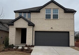 Building Photo - 2009 Belvedere St