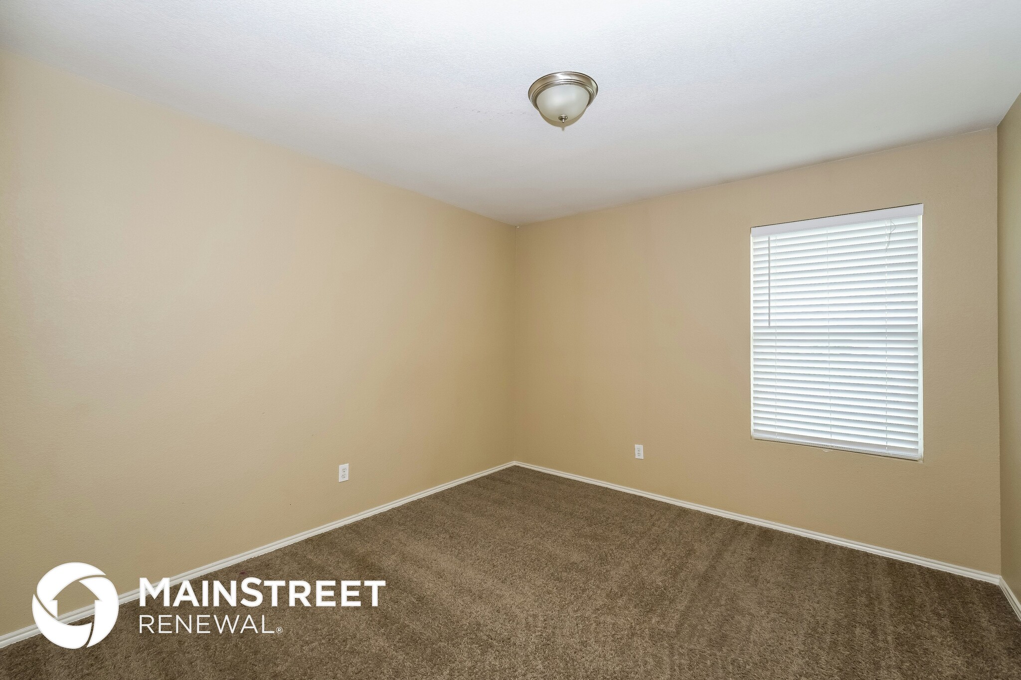 Building Photo - 1100 W Cottonwood Dr