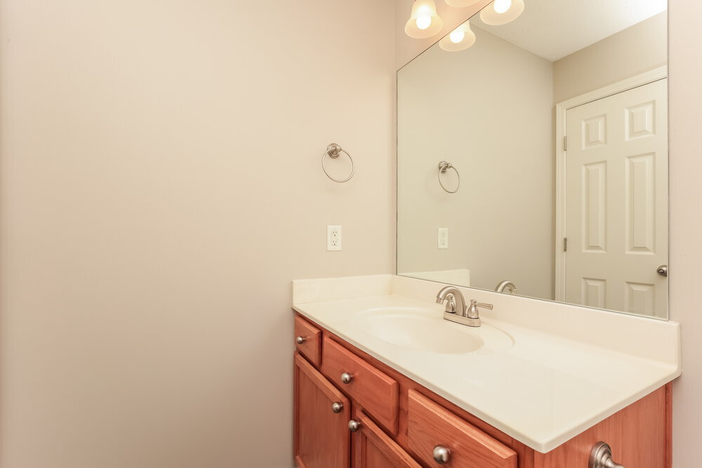 Building Photo - 1316 S Hampton Ct