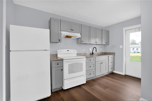 Building Photo - 6444 Applecross Ave