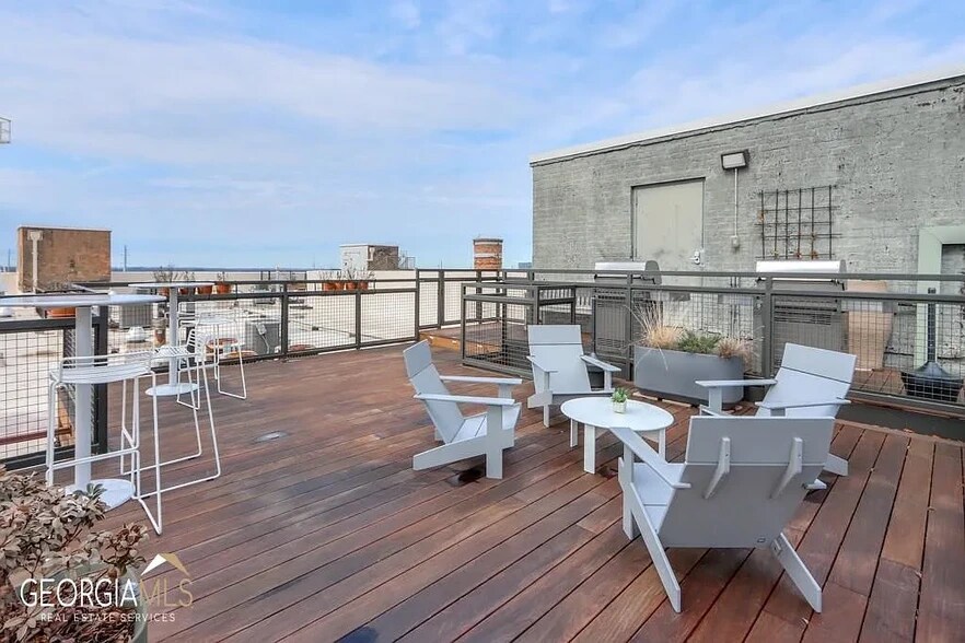 Building Photo - 426 Marietta St NW